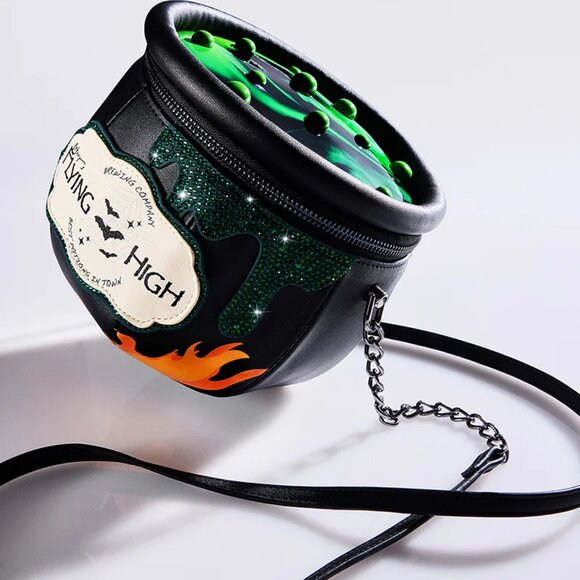 Betsey Johnson Kitsch Feelin Popular Black Witches Caludron NWT - Picture 2 of 9